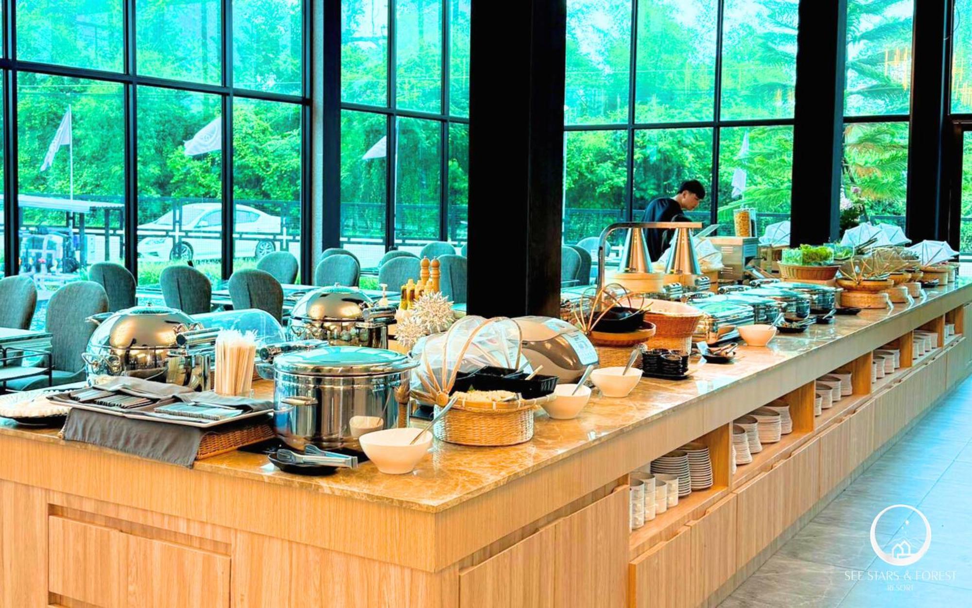 See Stars & Forest Resort Amphoe Sawang Daen Din Eksteriør billede