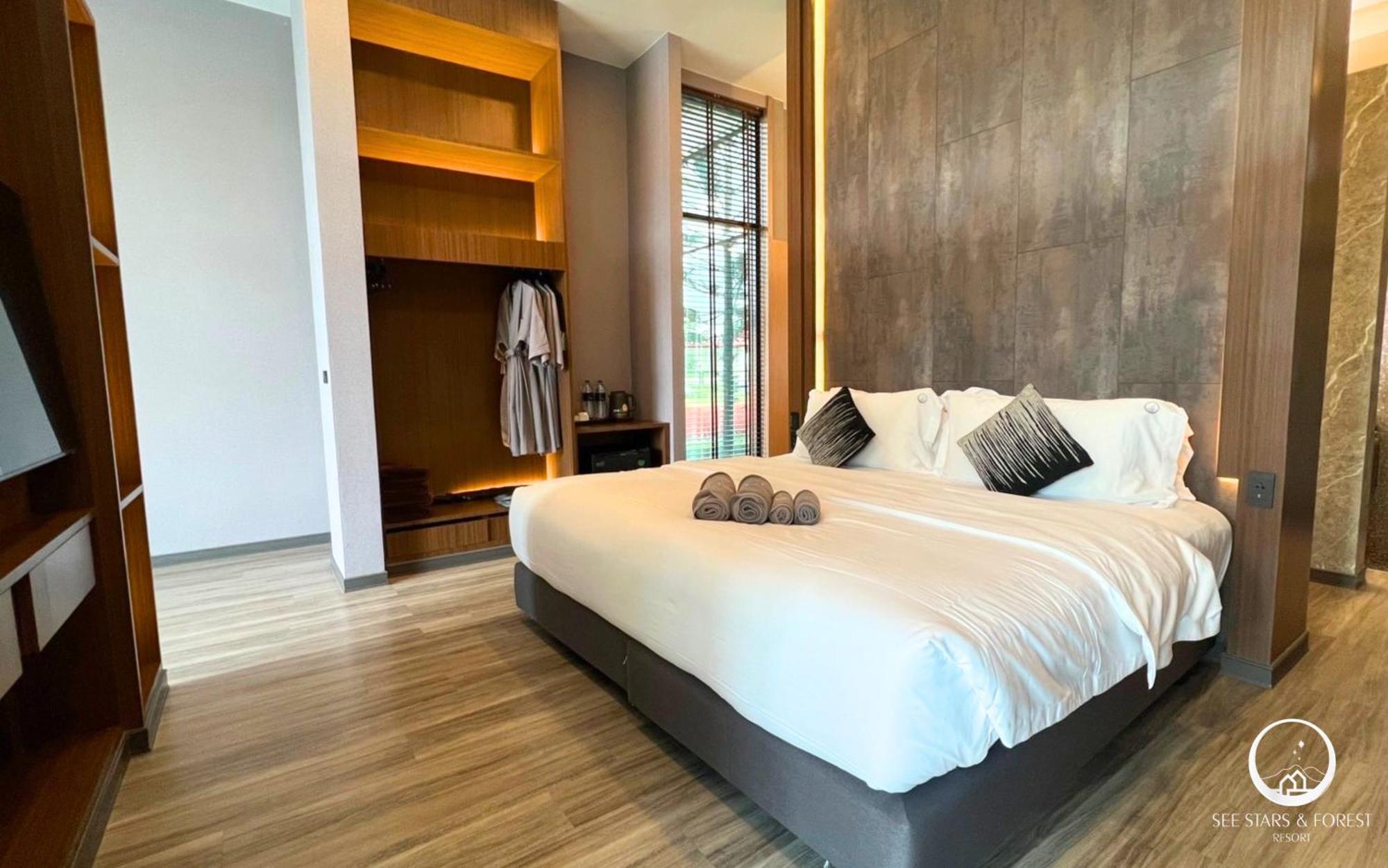 See Stars & Forest Resort Amphoe Sawang Daen Din Eksteriør billede