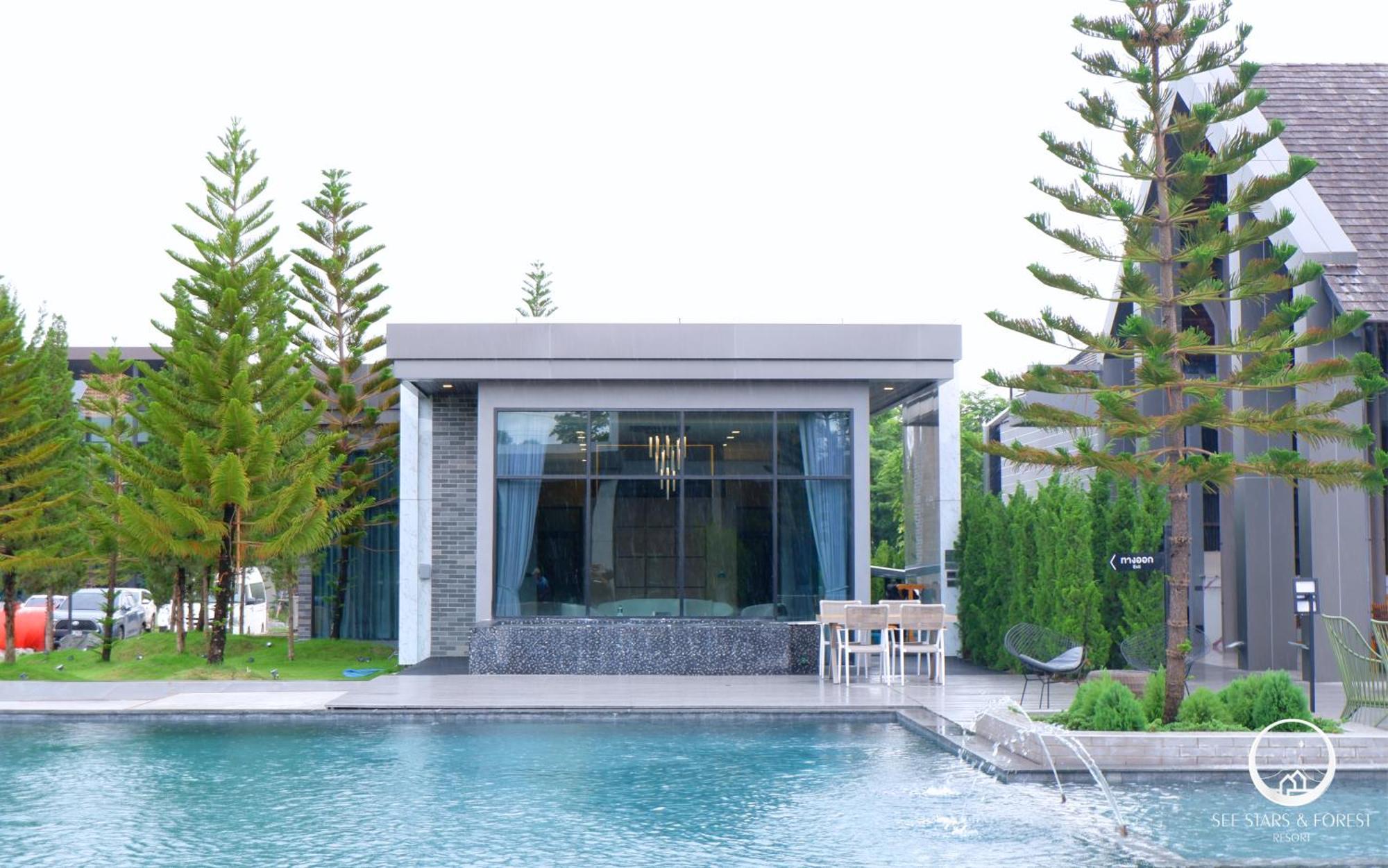 See Stars & Forest Resort Amphoe Sawang Daen Din Eksteriør billede