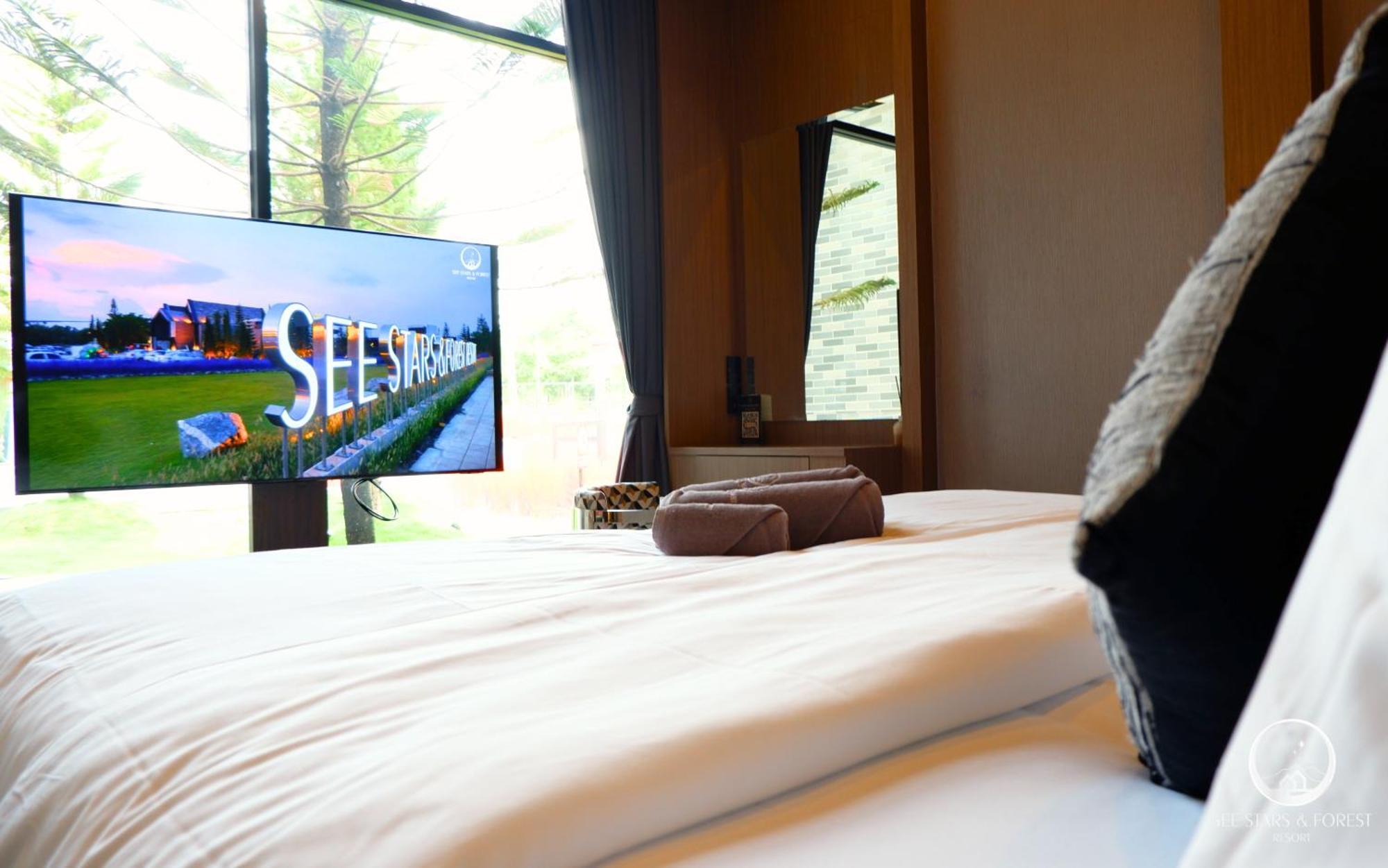 See Stars & Forest Resort Amphoe Sawang Daen Din Eksteriør billede
